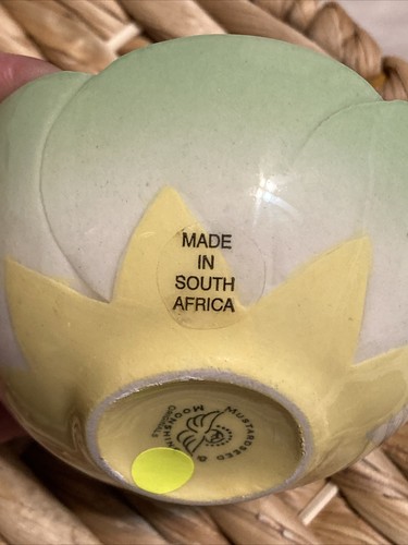 Made In South Africa Mustardseed And Moonshine Original Green And Brown Nut Bowl - Picture 3 of 8