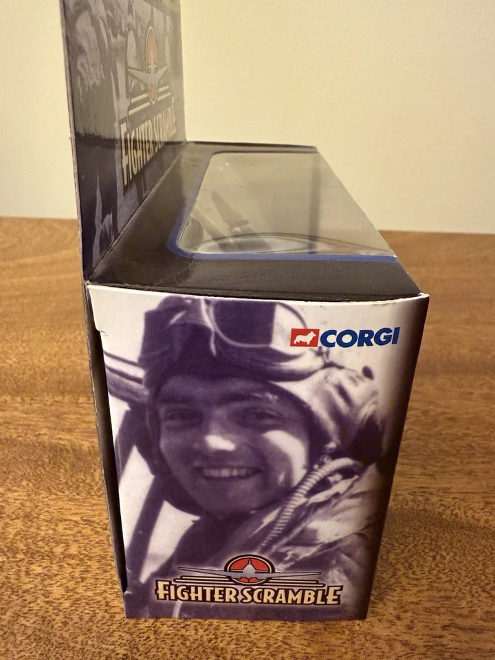 Corgi Showcase P-38 Lightning "Gentle Annie" Fighter Scramble diecast 2002 New - Image 4 of 4