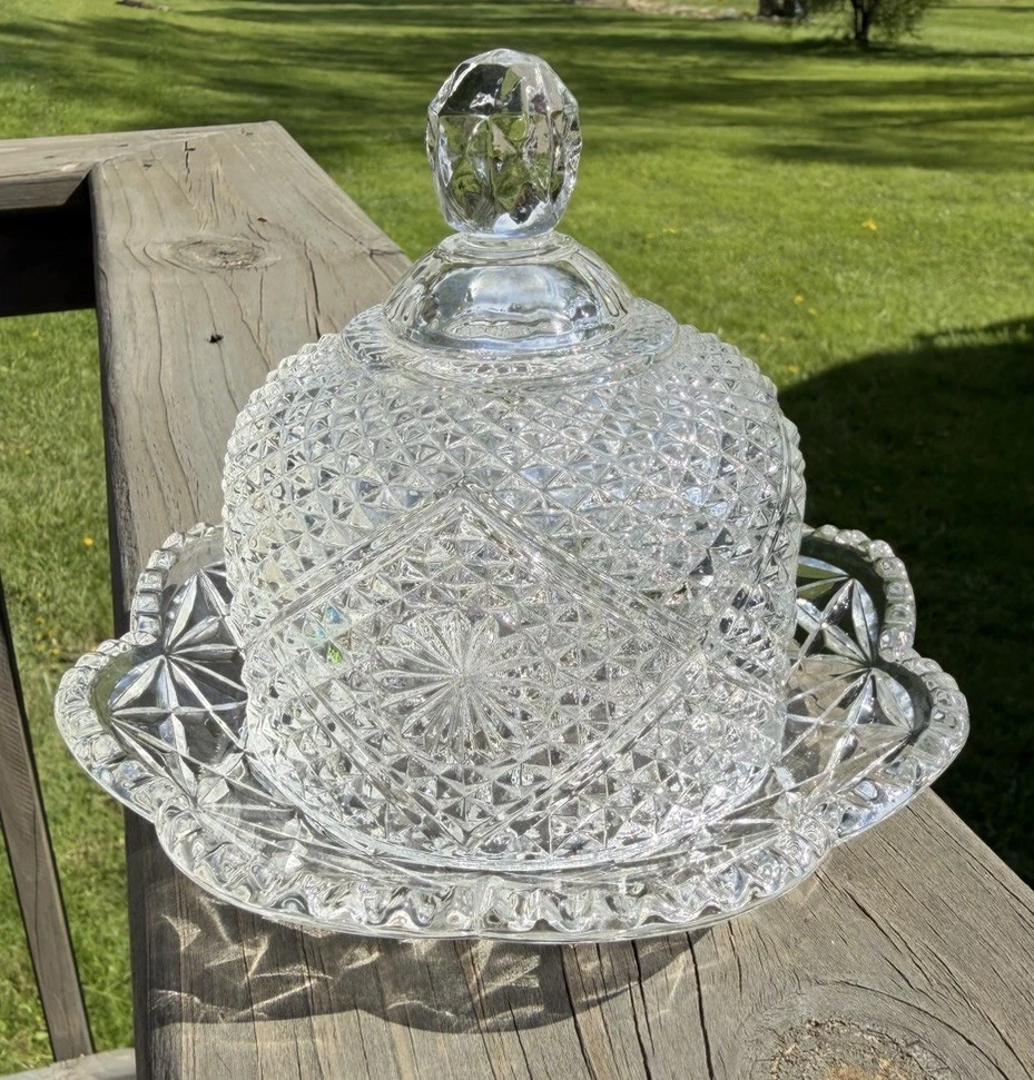 Vintage Avon Butter Dish with Dome Lid - Diamond Pattern - Clear Pressed Glass
Opens in a new window