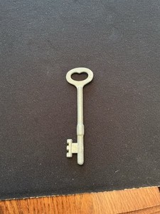 Large Antique Skeleton Key With Heart Shaped Bow