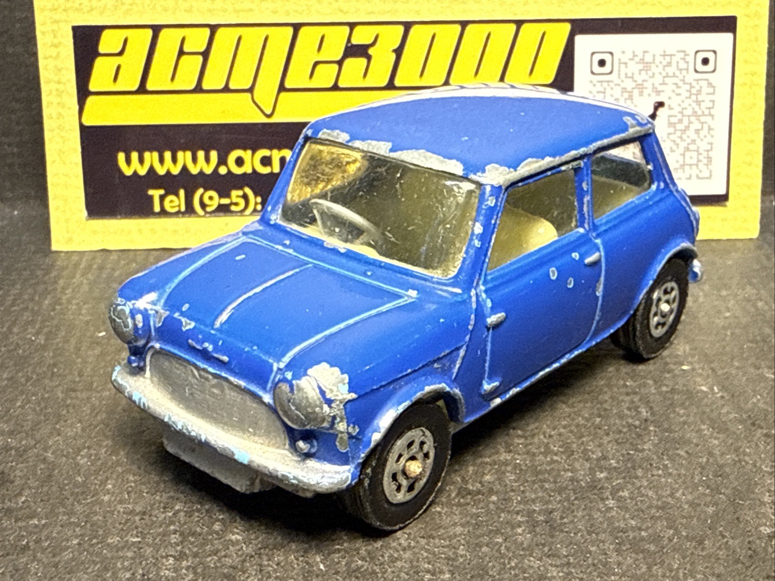 Corgi 204, Morris Mini Minor - Free Price Guide & Review
