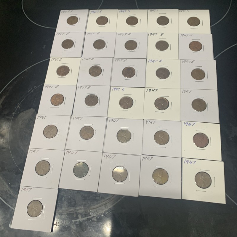 1947 D LINCOLN CENTS, 31 COIN LOT