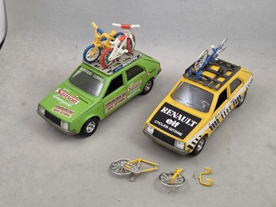 Bburago 2 x  Renault 14 TL GIRO D'ITALIA + Cycles-Gitane  1:24