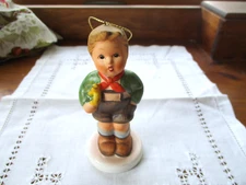 SCHMID FIRST EDITION 1983 BY BERTA HUMMEL FIGURINE STATUETTE