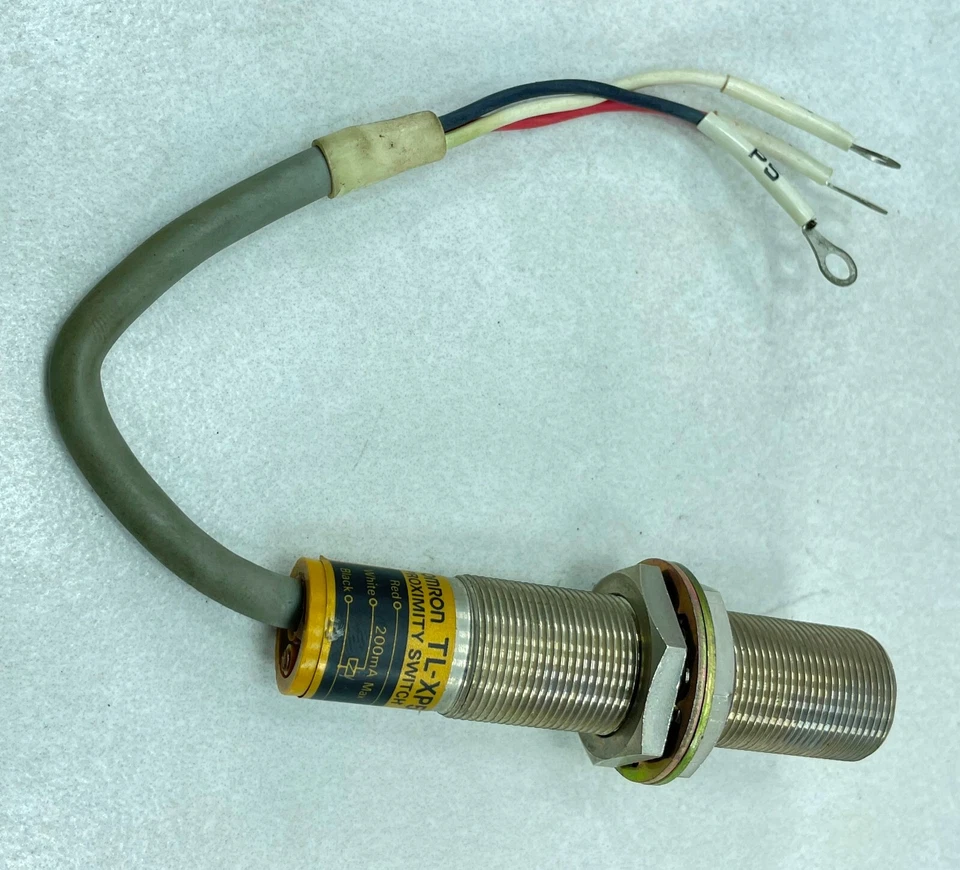 Omron TL-X P5P TLXP5P Proximity Switch 5mm Distance 500ma 10-30 VDC Japan Make✅ - Image 4 of 4