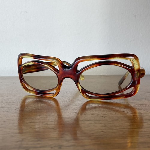 Vintage 1960s Mod Futuristic Sunglasses, Made in Italy, Tortoise Shell Frames