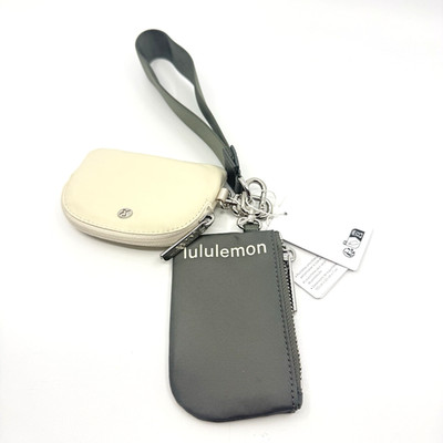 Lululemon Dual Pouch Wristlet LW9EWOS Green / Ivory NEW WITH TAGS