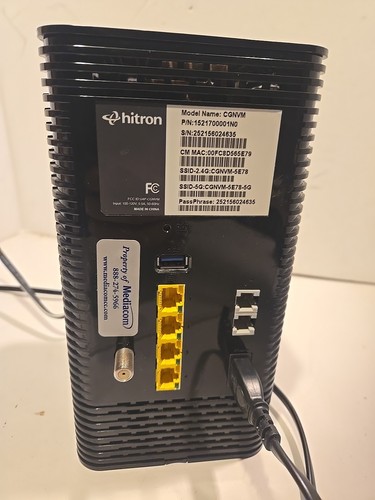 Hitron CGNVM-3582 DOCSIS 3.0 32x8 4x4 5GHz Gateway, Wi-Fi Modem - Picture 2 of 2