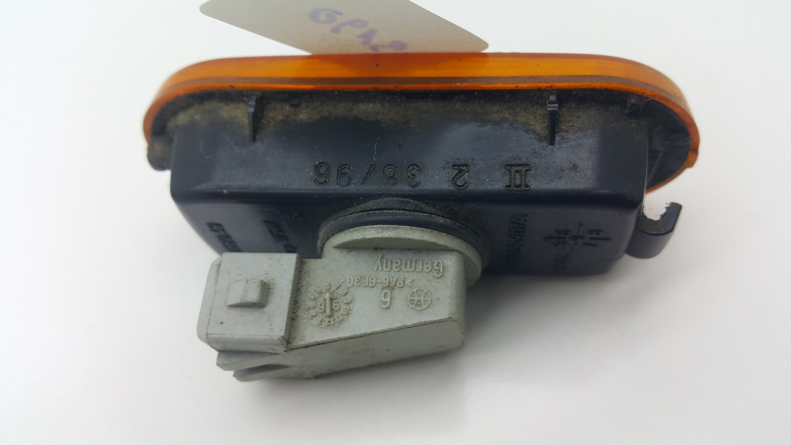 Volkswagen Seat orginal turn signal light indicator 0152636 