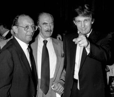 Al DAmato, Fred Trump and Donald Trump attend Mike Tyson-Car - 1989 Old Photo 1