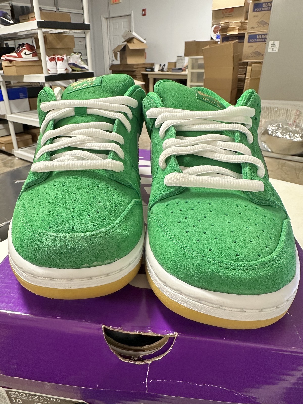 Size 10M/11.5W - NIKE SB DUNK LOW ST. PATRICKS DAY NIKE SB DUNK LOW ST. PATRICKS