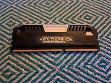 Corsair DDR3 Vengeance Pro Desktop Memory RAM 4GB 2400MHz 240 pin Silver 