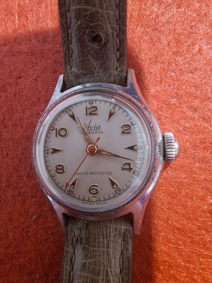 AVIA UHR 17 JEWELS SHOCKPROZECTOR MECANIC  MADE