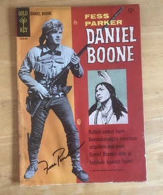 FESS PARKER HAND SIGNED AUTOGRAPH DANIEL BOONE COMIC BOOK COA ACTOR