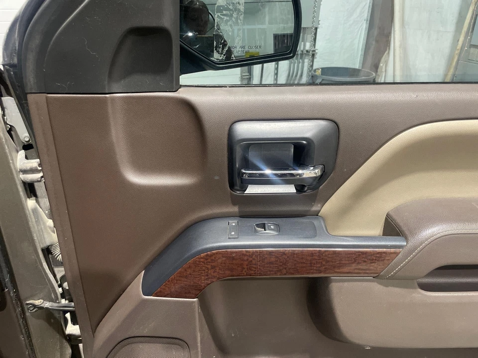 2014 - 2015 GMC Sierra 1500 Passenger RH Cocoa/Dune-H2T Front Door Trim Panel Foto 2 de 4