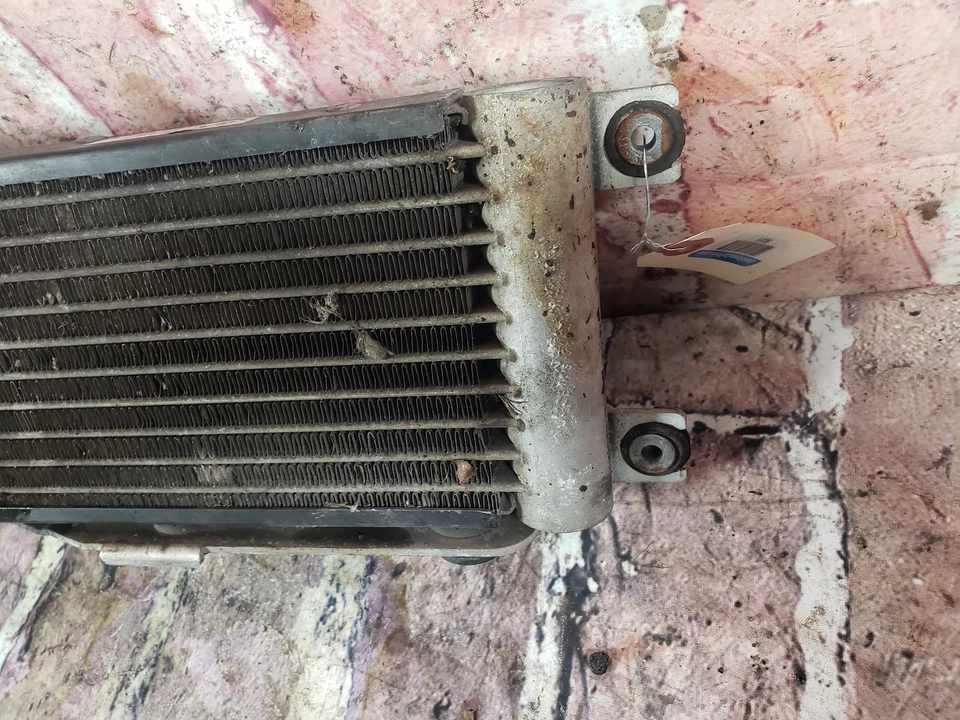 07-15 BMW OEM E90 E92 X1 S65 N54 N55 pasajero derecho motor enfriador de aceite radiador Foto 3 de 4