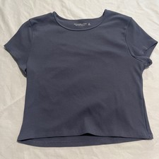Abercrombie  Fitch Soft A F Collection Ribbed Fitted Crop Top Size Medium Gray