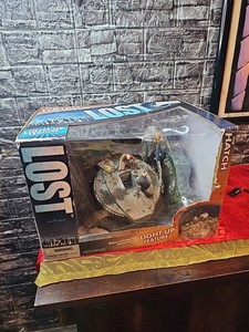 LOST THE HATCH フィギュアセット　マクファーレン Mcfarlane Lost Hatch Box Set Light Up Scene Abc 2006 IN BOX | eBay