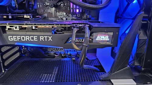 Gigabyte RTX 3060Ti Aorus Master GPU 8gb, Evga Psu 600 Watt, Ryzen 5 3600 CPU