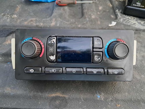 2005-2009 Chevy Trailblazer GMC Envoy Heater AC Temperature HVAC Climate Control