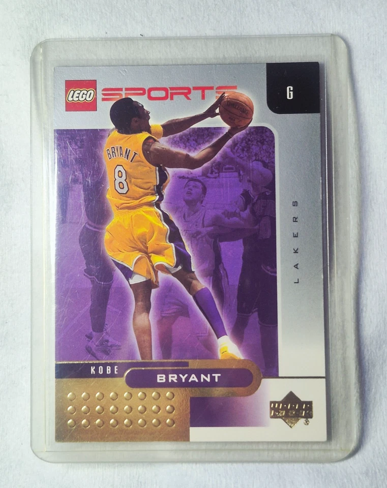 2003 Upper Deck Lego #10 Kobe Bryant Gold Parallel LA Lakers NM - Image 2 of 3