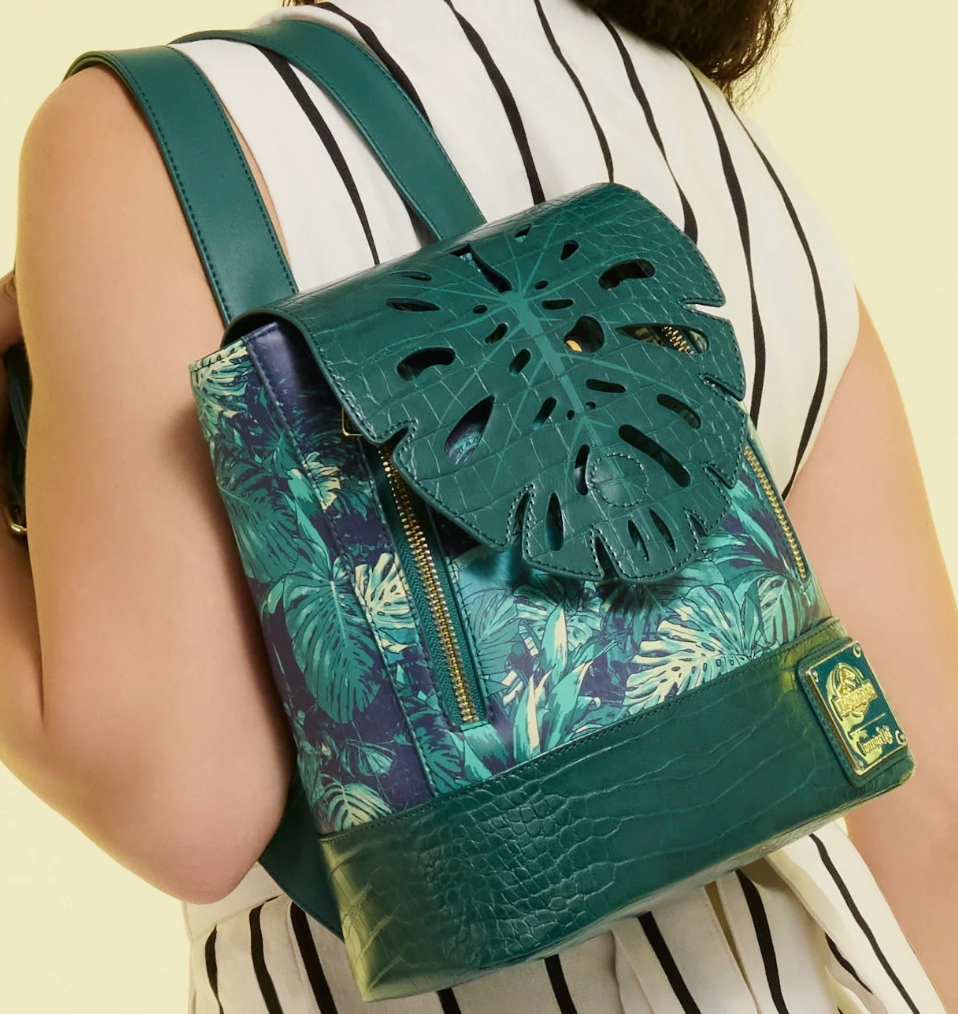 Jurassic World Jungle Velociraptor Glow Drawstring Mini Backpack Jurassic World Jungle Velociraptor Glow Drawstring Mini  main image 4