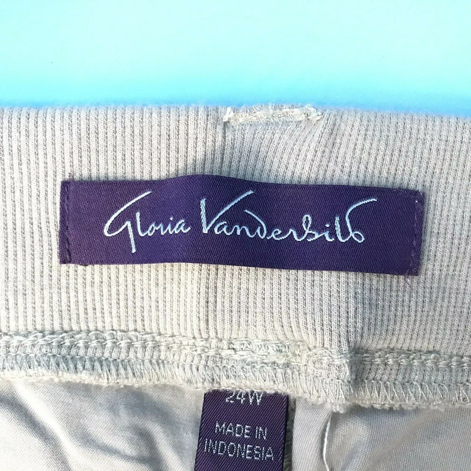 Novo Gloria Vanderbilt Utility Skimmer Plus Sz Capris na Cor Wheatfield -Tamanho 24W - Imagem 3 de 4