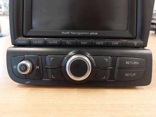 AUDI R8 42 SAT NAV RADIO NAVIGATION HEAD UNIT 424035192B -SPARE/REPAIR /UNTESTED - Picture 8 of 15