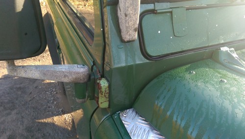 Land Rover 90 Defender 300tdi with Galvanized Chassis - Picture 11 of 12