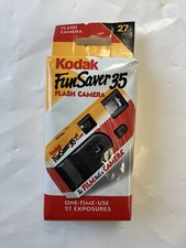 NEW SEALED Vintage Kodak FunSaver 35mm Camera 24 Exposure Film Exp May 2003
