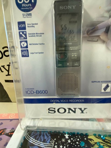 Sony ICD-B600 Digital Voice Recorder 512MB 301 Hours h - Picture 2 of 2