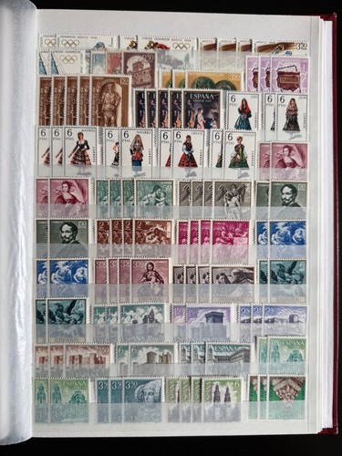 ESPAÑA - 1950/1977 - LOTE DE 1740 SELLOS NUEVOS SIN FIJASELLOS - MNH - Bild 16 von 24