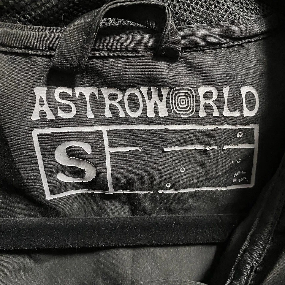 Talla Pequeña - Chaqueta Cortavientos AstroWorld Travis Scott Tour Wish You Were Here Foto 3 de 3