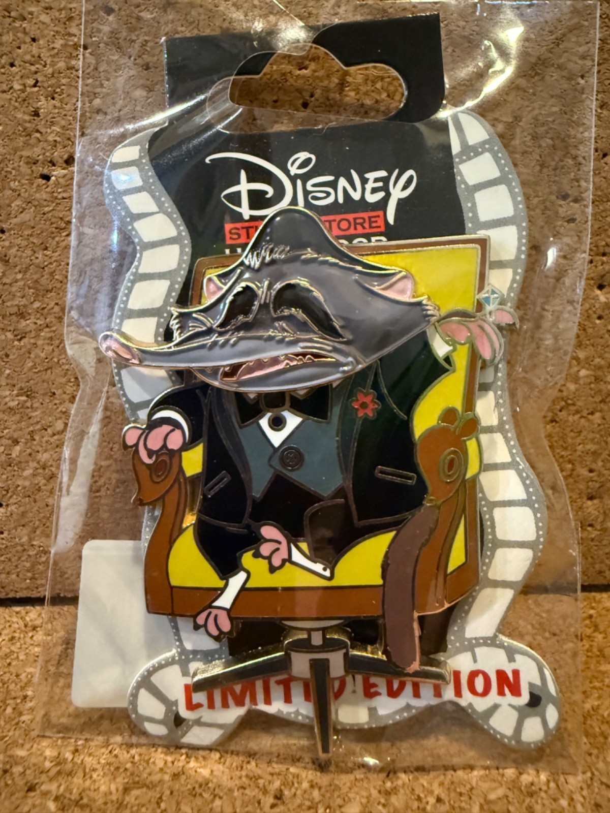 Disney Pin DSSH DSF Zootopia LE 150 Surprise Pin - Mr. Big
