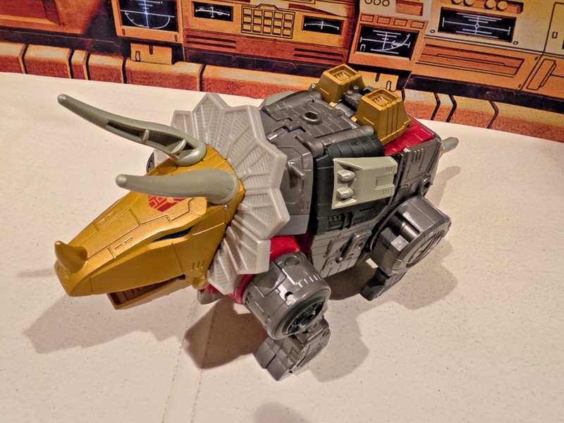 Transformers Hasbro Studio Series SS86 Dinobot Slug LOOSE with gun SHIPS GLOBAL