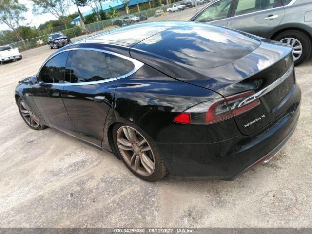 2012 - 2016 Tesla Model S POWER LIFTGATE CONTROL MODULE