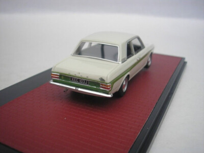 Ford Cortina Lotus MkII 1966-1970 – Matrix 1/43 – Résine Blanche – NEUF