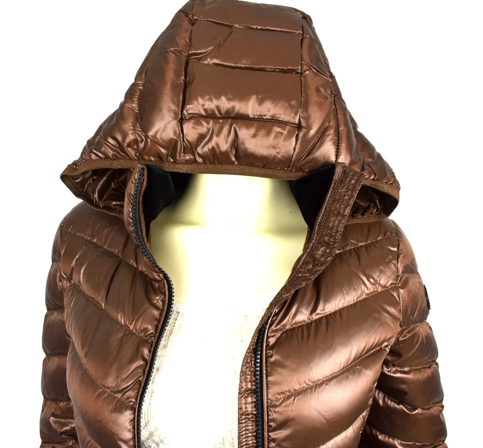 Andrew Marc Women's Packable Lightweight Down Coat/Jacket Size S - Image 3 of 4