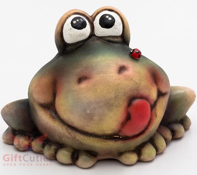 Clay Grog figurine Frog Toad with Ladybird beetle souvenir handmade hand-painted