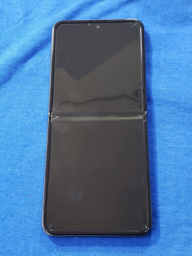 Samsung Z Flip3 5G 128GB Unlocked SM-F711W 8GB RAM Green Broken Please read - Photo 1/7