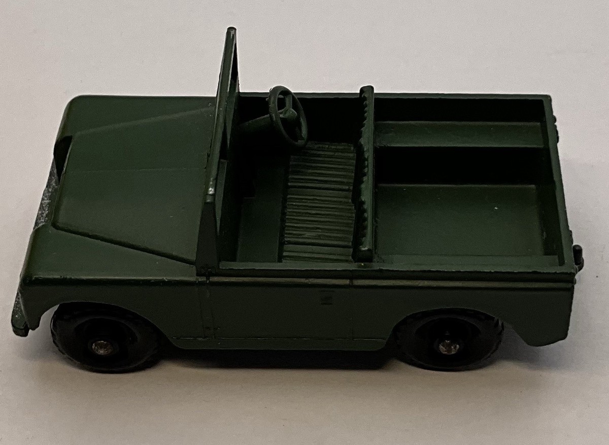 MATCHBOX No.12 LAND ROVER SERIES Ⅱ 1960s Lesney Matchbox Series No 12 BLUE SAFARI LAND ROVER In