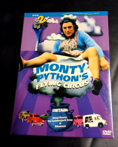 Monty Python's Flying Circus Volume Two Disc DVD Boxed Set - Preowned 1999 - Picture 1 of 4