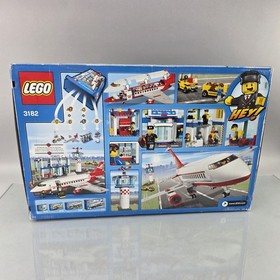 Lego City 3182 Airport Pilot Airplane Hanger Red Modular 2011 SEALED NEW