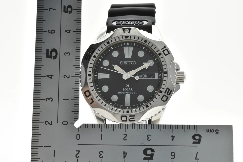 Reloj SEIKO Divers 200m V158-0AE0 Solar Acero Inoxidable Correa de Goma de Japón Foto 3 de 4