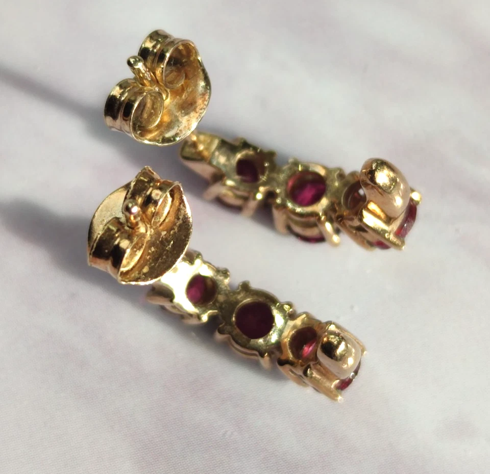 Pendientes de medio brazalete de oro amarillo de 9 quilates con piedras de diamantes de turmalina con sello del Reino Unido Foto 3 de 4