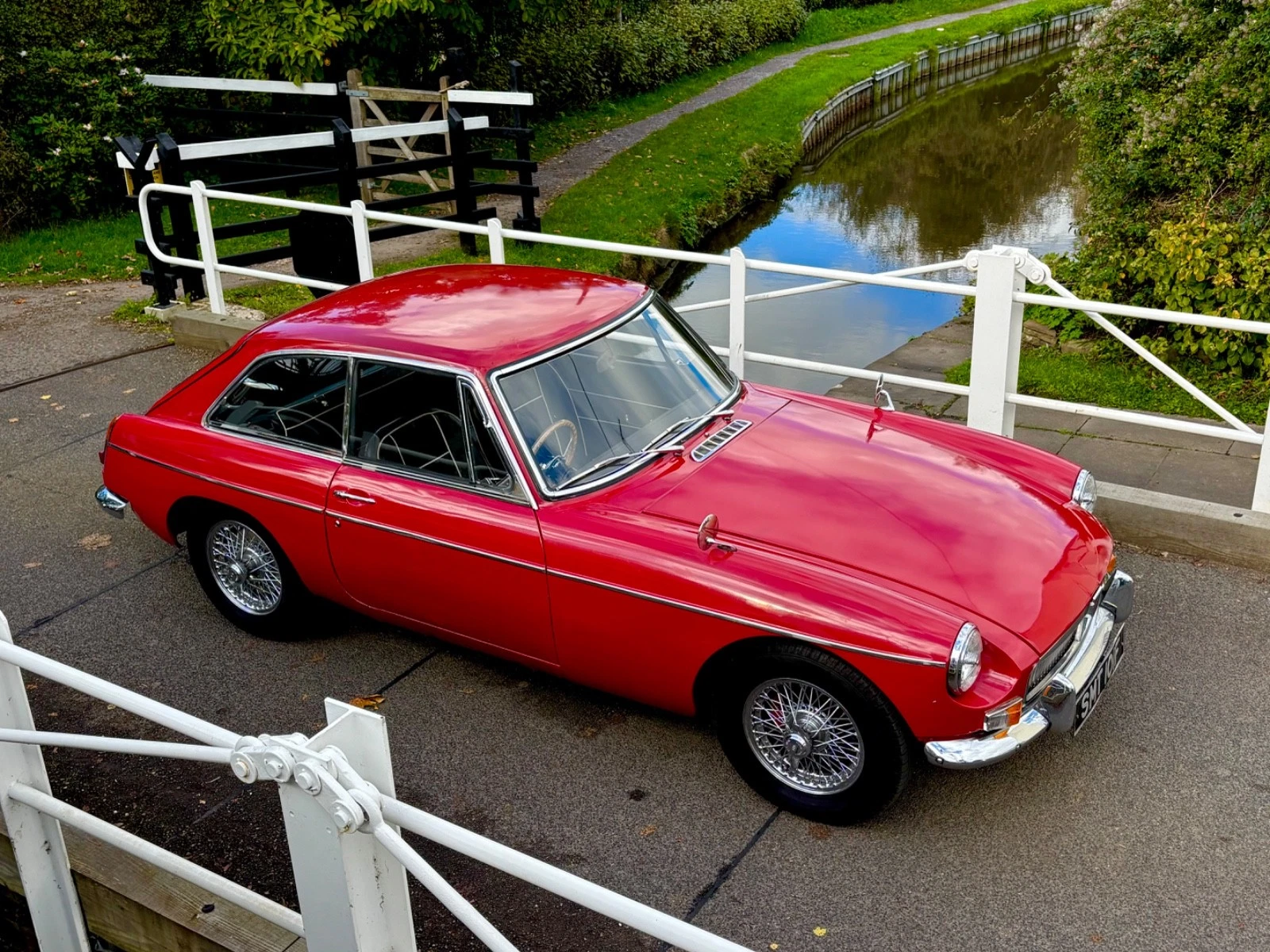 1967 MGB GT Mk1 – Overdrive – Chrome Wires – Extensive History File – Lovely Car