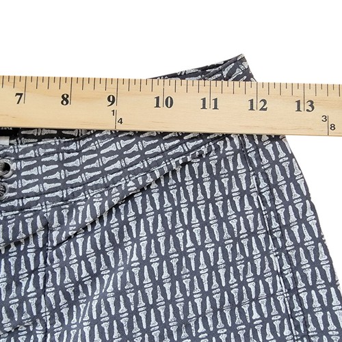 Patagonia Board Shorts Boys Size 10 M's Wavefarer Gray White Tie Pocket - Picture 9 of 13