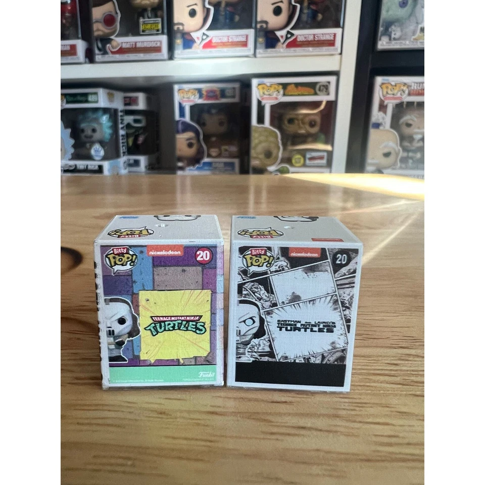 2 CHASE Casey Jones Funko Bitty Pops SDCC 4000 PIECE TMNT B&W Ninja Turtles - Image 4 of 4