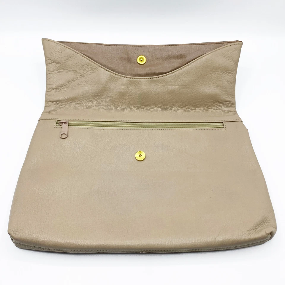 TJW by MERVYN'S Vintage 80s 90s Oversized Nude Tan Leather Fold-Over Clutch Bag - Image 4 of 4