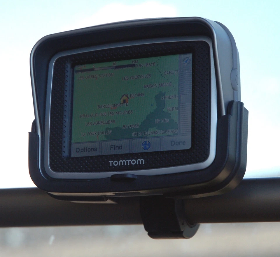 TomTom RIDER 2 2nd GPS Motorcycle w/ZK Bike Set US/Canada/Europe Map Software - Image 2 of 4